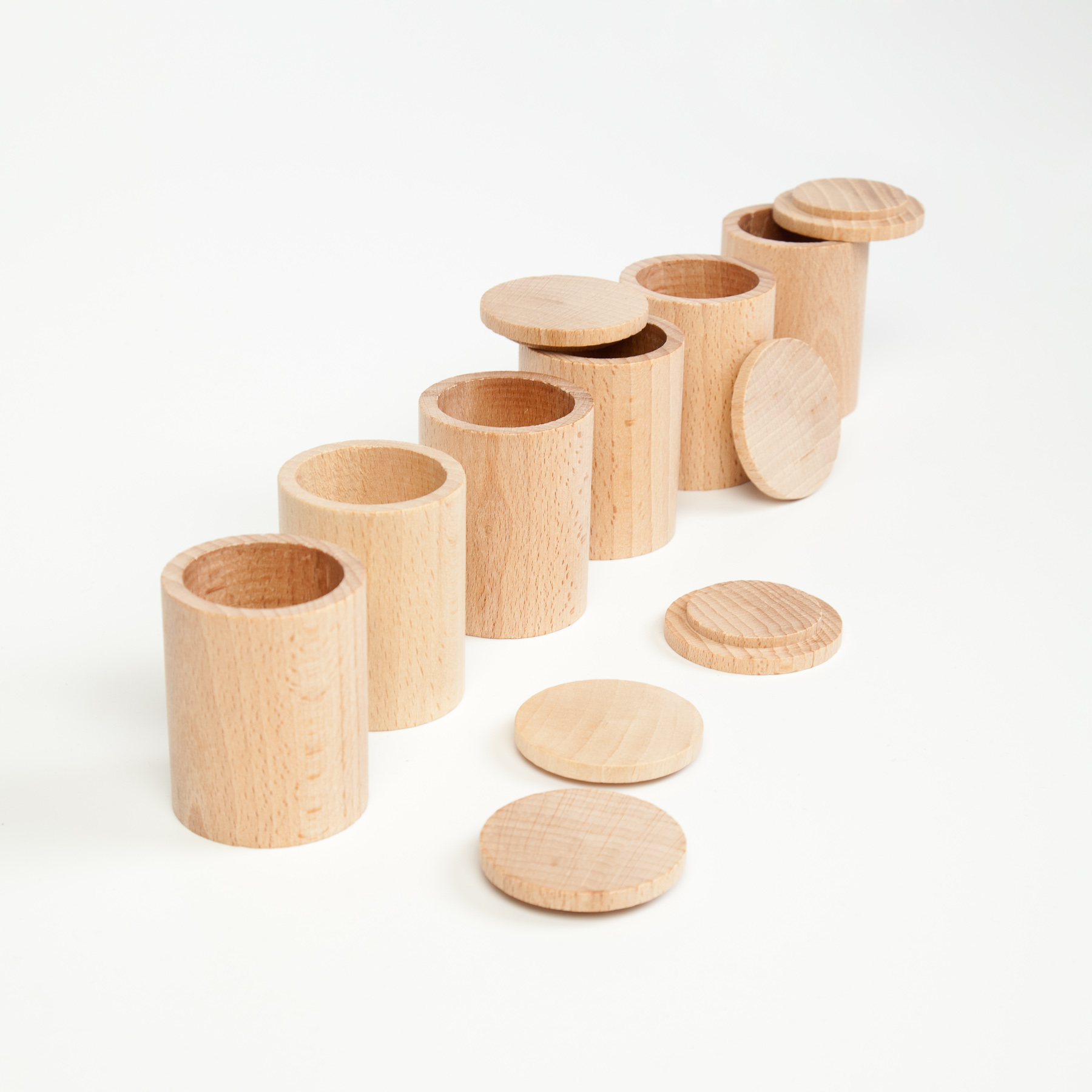 Wood Natural Cups With Lids x 6